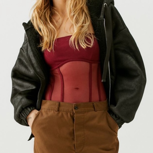 NWT UO Mesh Corset Harlow Bodysuit - Deep Red - Picture 3 of 5